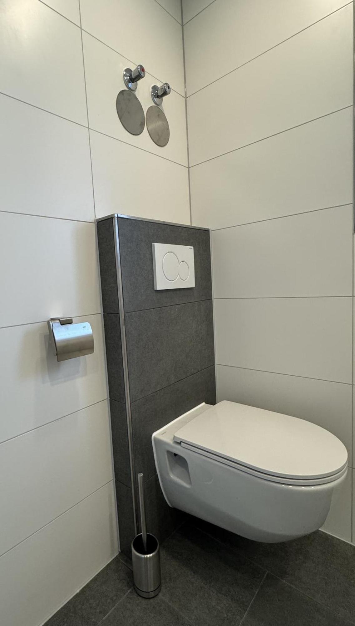 W&P Living Wohnung Mit Ausblick - Parkplatz Biberbach  エクステリア 写真